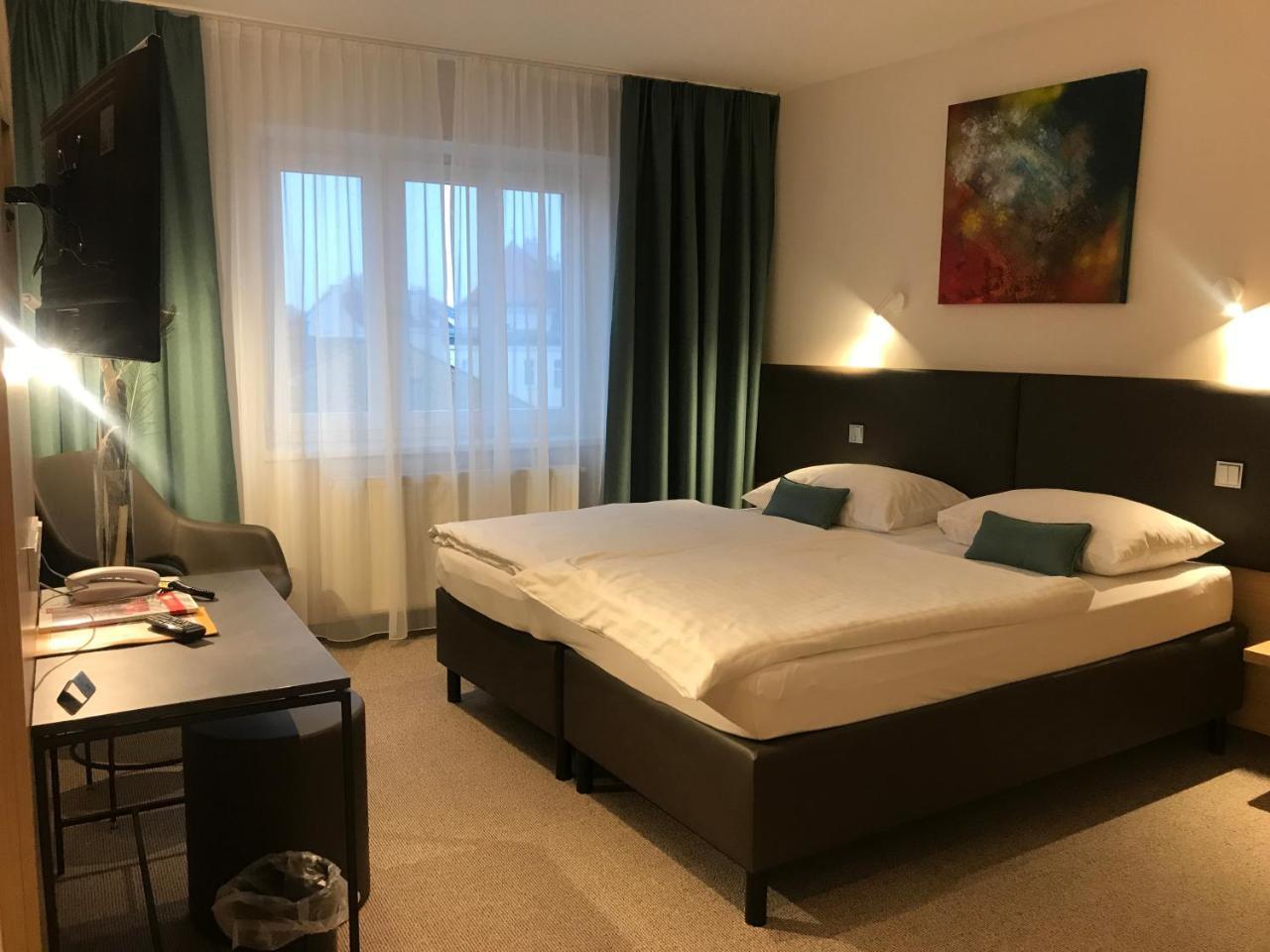 Hotel-Gasthof Graf Sankt Poelten Esterno foto